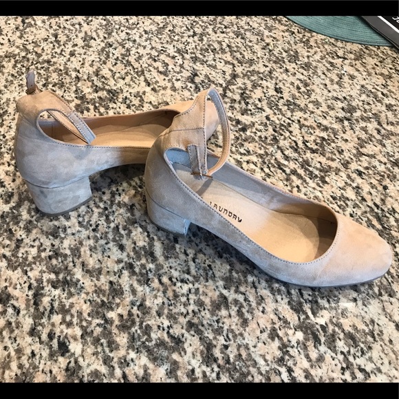 Nude Block Heels w/ Strap (Sz. 8 Chinese Laundry) - Picture 2 of 4